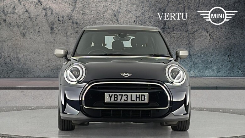 MINI Hatchback 1.5 Cooper Exclusive Premium 5dr Petrol Hatchback